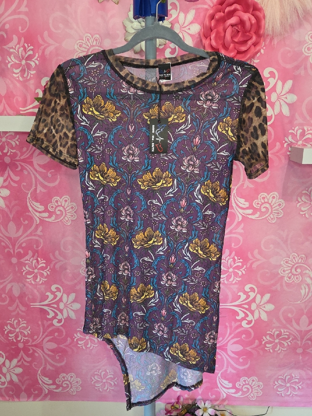 Purple Floral Short Sleeve Top with Leopard-Print Sleeves